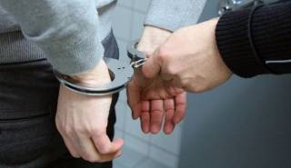 Λουτράκι: Συνελήφθησαν δύο άτομα με μικροποσότητα κάνναβης