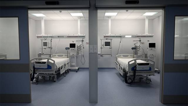Κορωνοϊός: «Γονατίζουν» τα νοσοκομεία της Βόρειας Ελλάδας - Διασωληνώνουν ασθενείς και εκτός ΜΕΘ