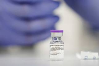 Κορονοϊός: Το εμβόλιο των Pfizer και BioNTech αποτελεσματικό κατά της νέας μετάλλαξης