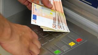Πληρώνεται σήμερα το επίδομα των 534 ευρώ – Ποιοι το δικαιούνται