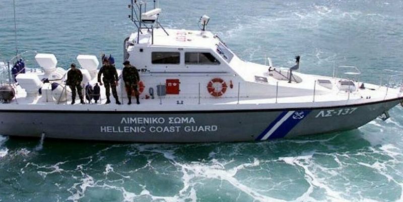 Ψάρευαν παράνομα με κλεμμένο σκάφος στη θαλάσσια περιοχή όρμου Σελόντα Κορινθίας
