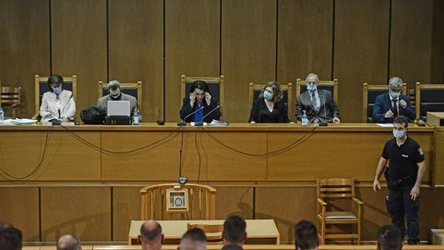 Δίκη Χρυσής Αυγής: Ξεκίνησε η συνεδρίαση - Δεκτό το αίτημα Λαγού, απορρίφθηκε το αίτημα Κασιδιάρη