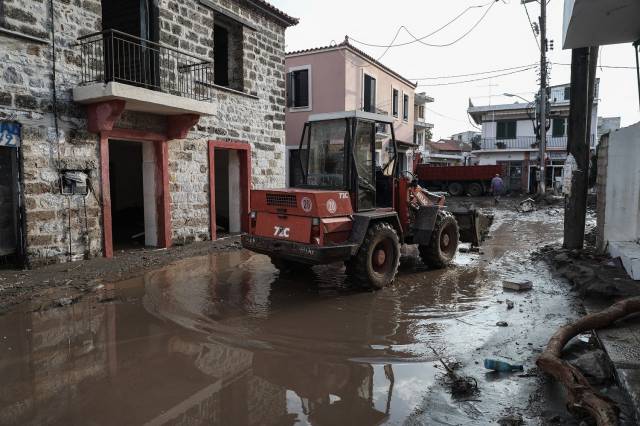 Πλημμύρες στην Εύβοια: Κλιμάκιο ψυχολόγων στέλνει το Υπουργείο Υγείας