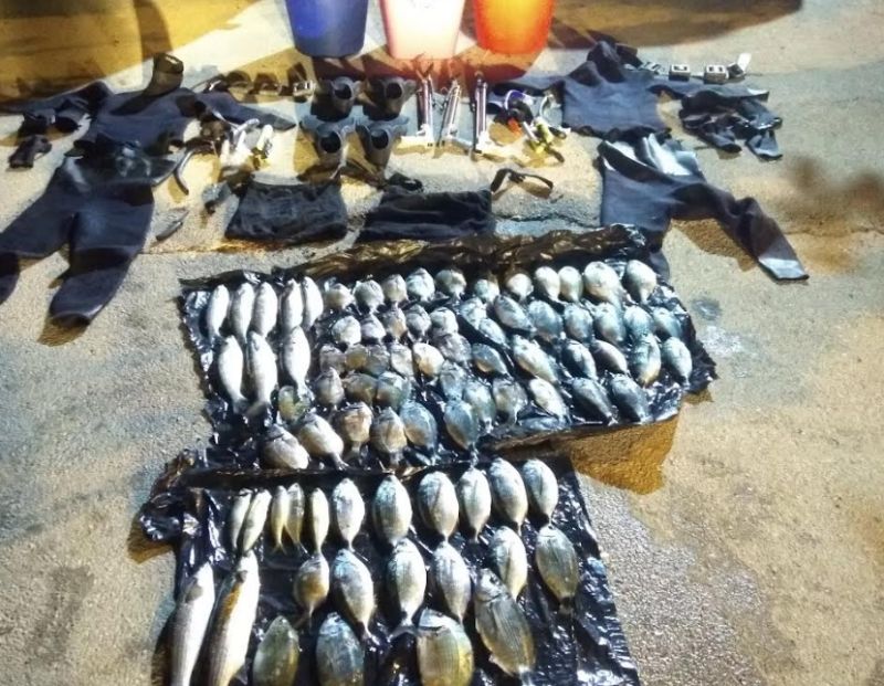 Παράνομη αλιευτική δραστηριότητα στην Κορινθία (εικόνες)